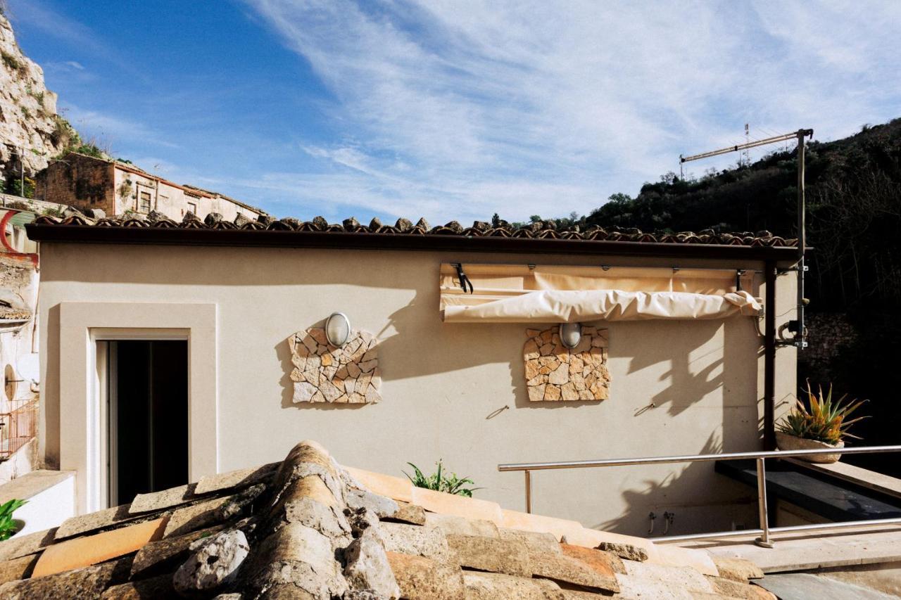 A Casa Di Grazia Bed & Breakfast Ragusa Exterior photo